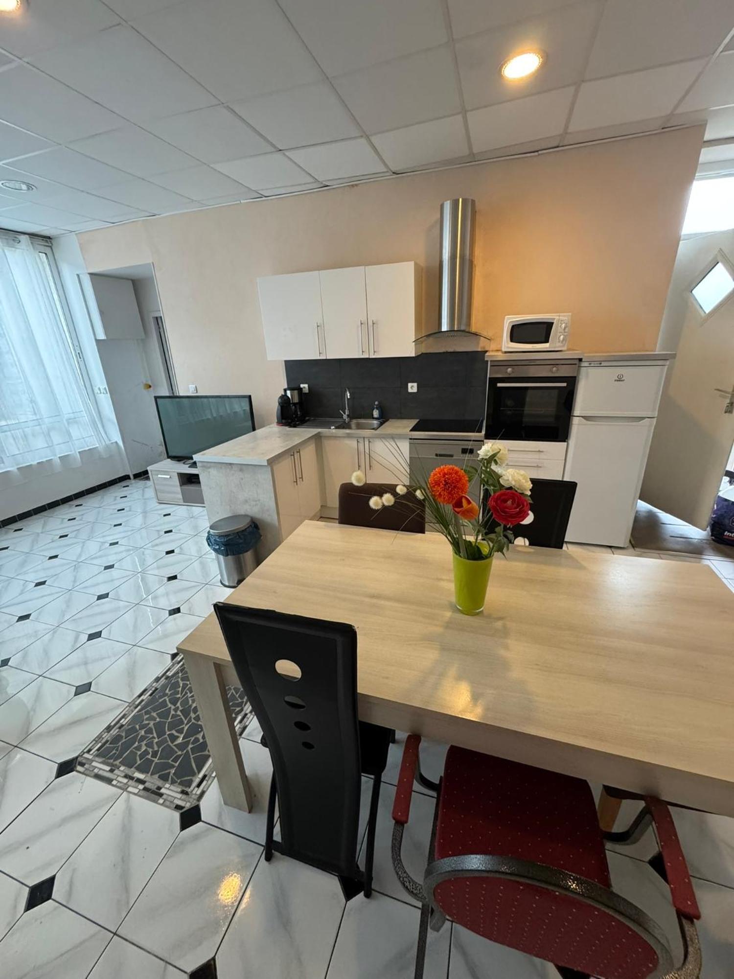 Néris-les-Bains Aquanerius Residence מראה חיצוני תמונה